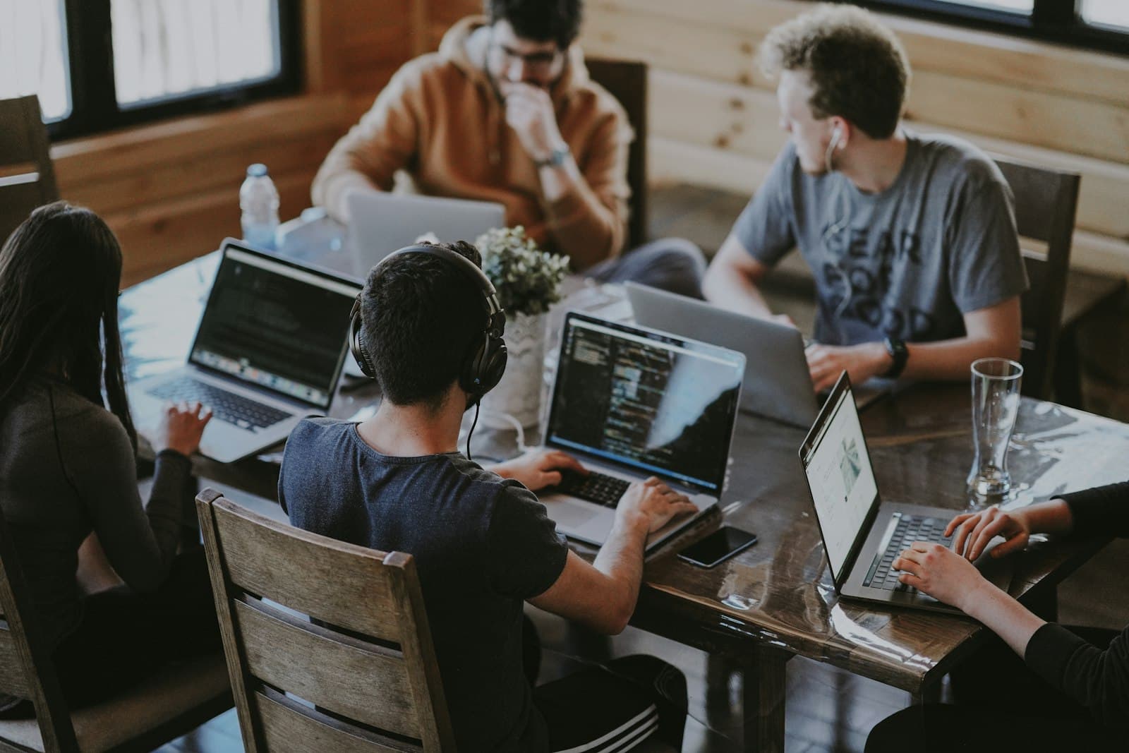 Collaboration and approval rounds